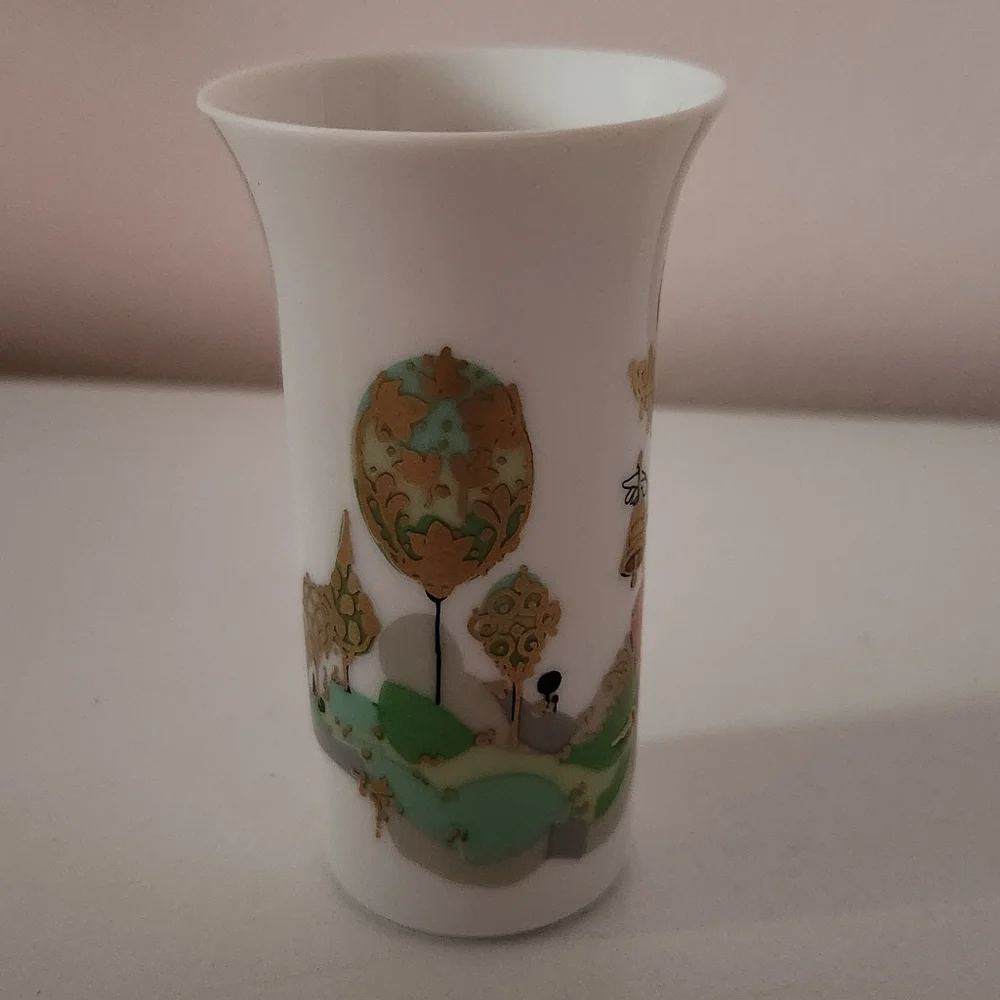 Rosenthal Bjorn Wiinblad Commedia Dell Arte Bud Vase Musician Bell Player 3.5